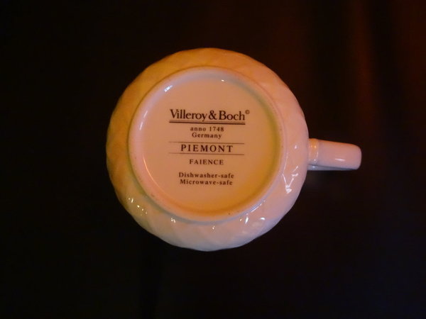 Villeroy & Boch Piemont: Jumbotasse / Frühstückstasse mit Unterteller - creme-weiß