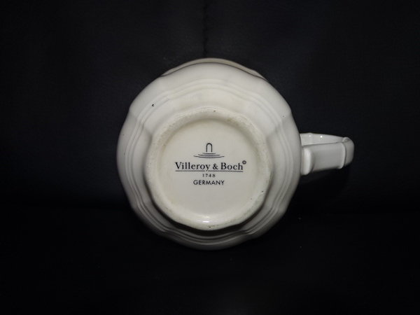 Villeroy & Boch Manoir: Henkelbecher / Kaffeebecher / hohe Kaffeetasse