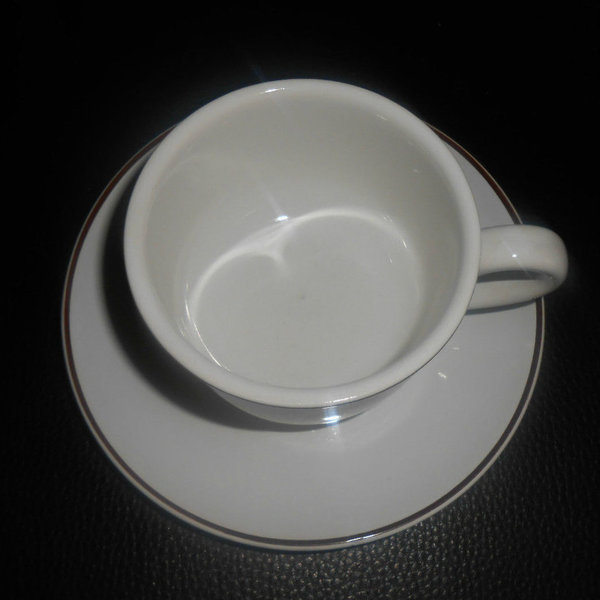 Villeroy & Boch Fontainebleau: Tasse / Teetasse / Kaffeetasse mit Ut - Huhn