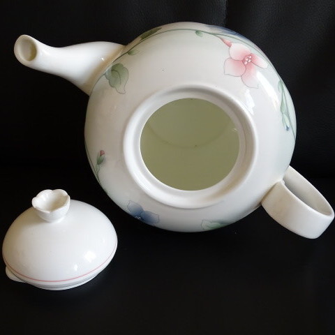 Villeroy & Boch Viola: Teekanne / Kanne