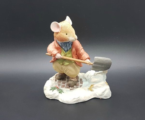 Villeroy & Boch Foxwood Tales Figur Winter at Foxwood: Mr. Mouse mit Schippe