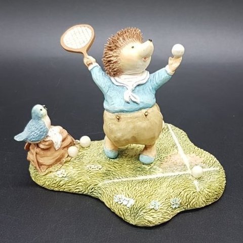 Villeroy & Boch Foxwood Tales Figur Sports at Foxwood: Willy Hedgehog - Matchball