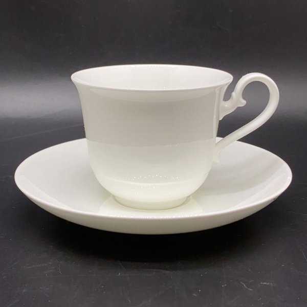 Villeroy & Boch Royal weiß: Kaffeetasse / Tasse mit Unterteller