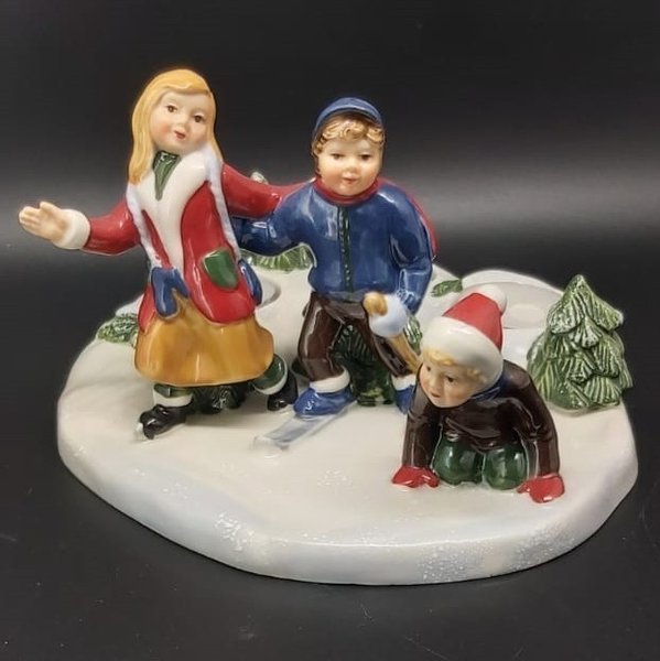 Villeroy & Boch Christmas Toys: Kinder im Schnee Porzellanfigur