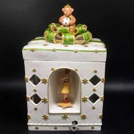 Villeroy & Boch Christmas Toys: Geschenkpaket Spieluhr / Windlicht Teddybär, groß